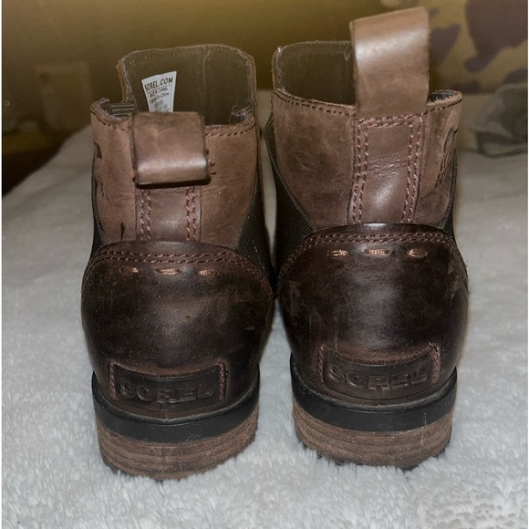 S O R E L  B R O W N  B O O T I E S - Picture 2 of 6